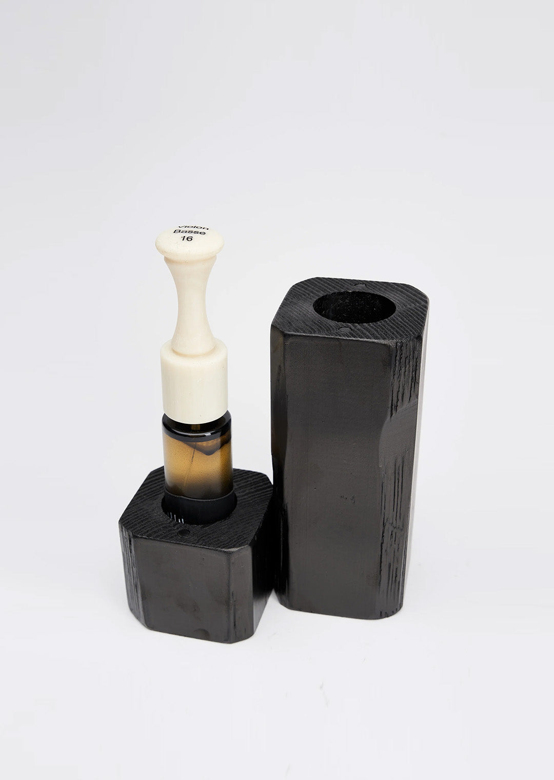 Filippo Sorcinelli : VIOLON BASSE