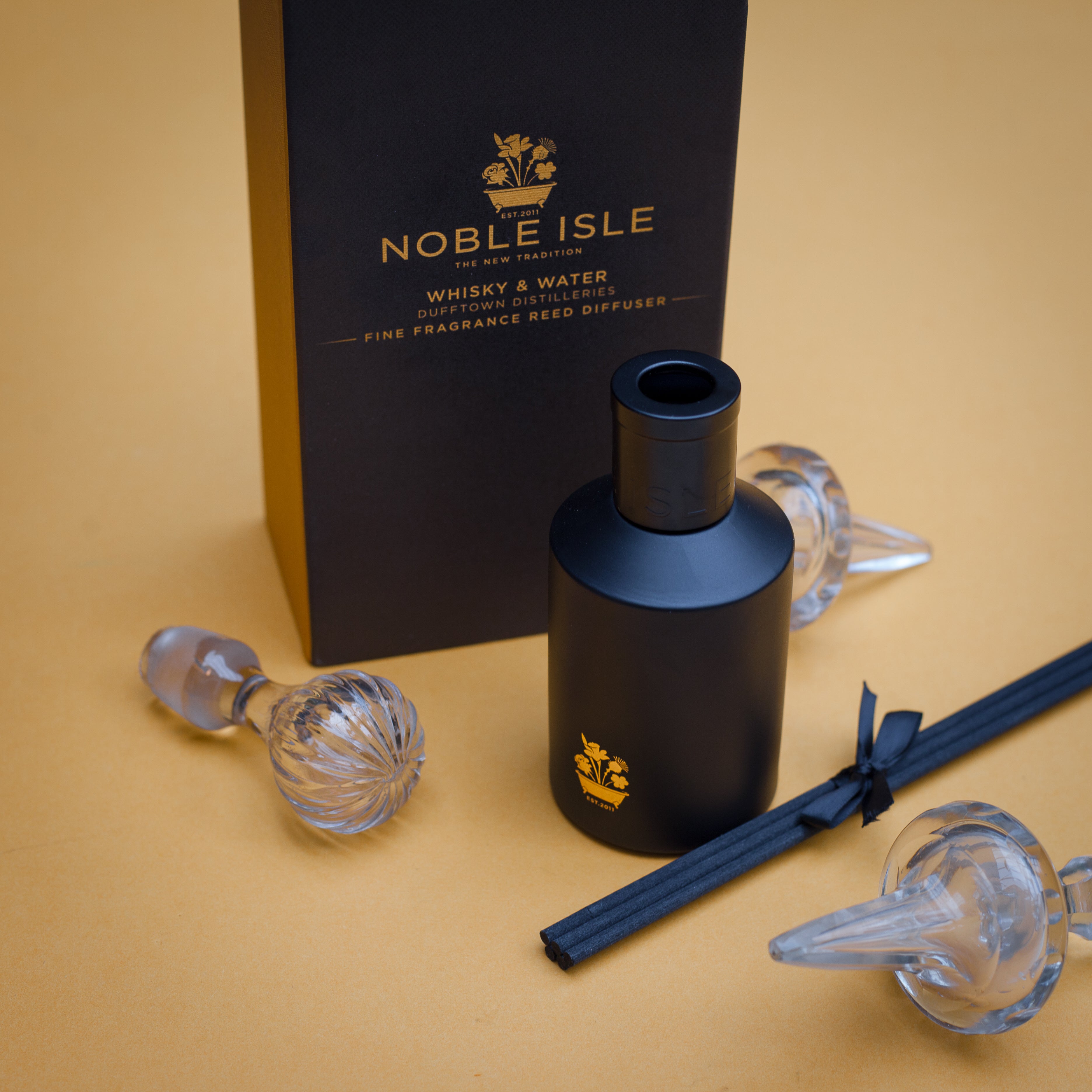 NOBLE ISLE : Fine Fragrance Reed Diffusers Whisky & Water