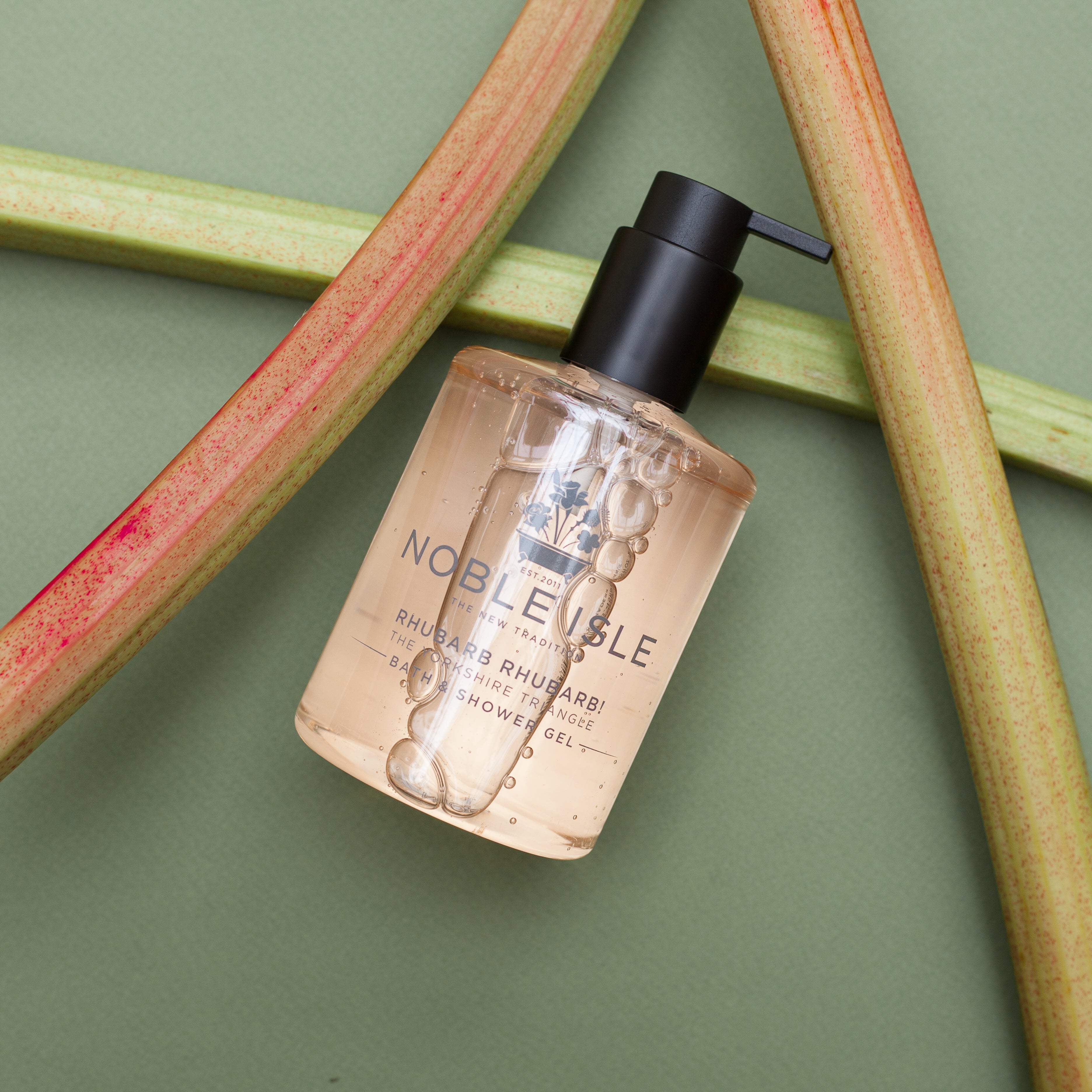 NOBLE ISLE : Bath & Shower Gel Rhubarb Rhubarb!