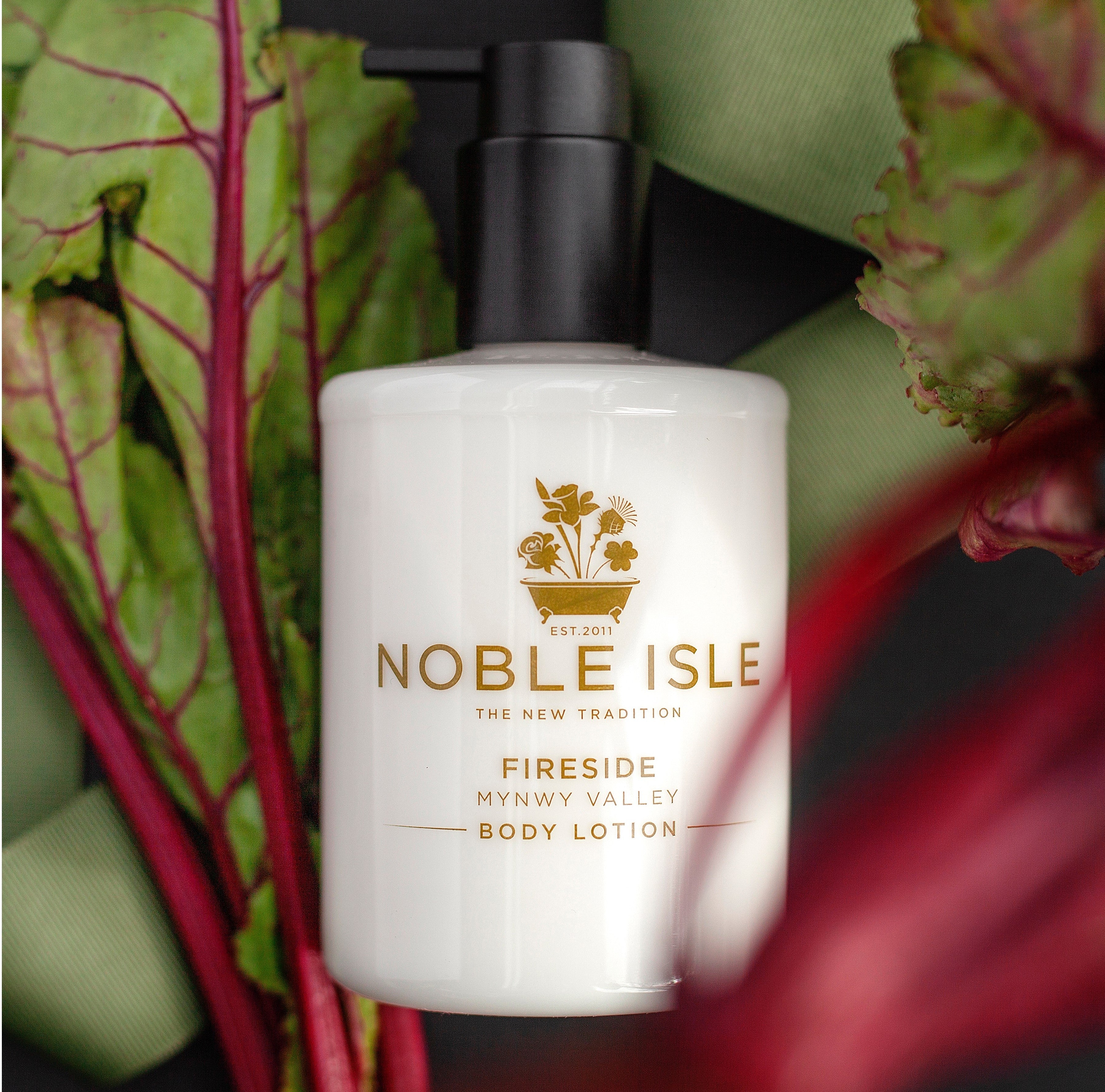 NOBLE ISLE : Body Lotion, Cream & Oil Fireside